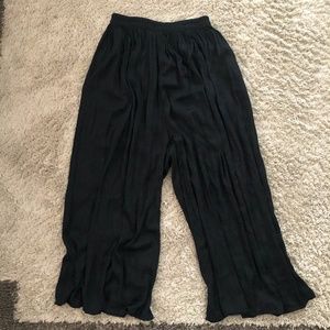 Uniqlo Wide Leg Flare Pants